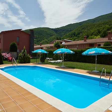 Apartamentos Fonda Finet Sant Felíu de Pallarols 외부 사진