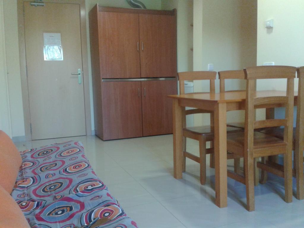 Apartamentos Fonda Finet Sant Felíu de Pallarols 객실 사진